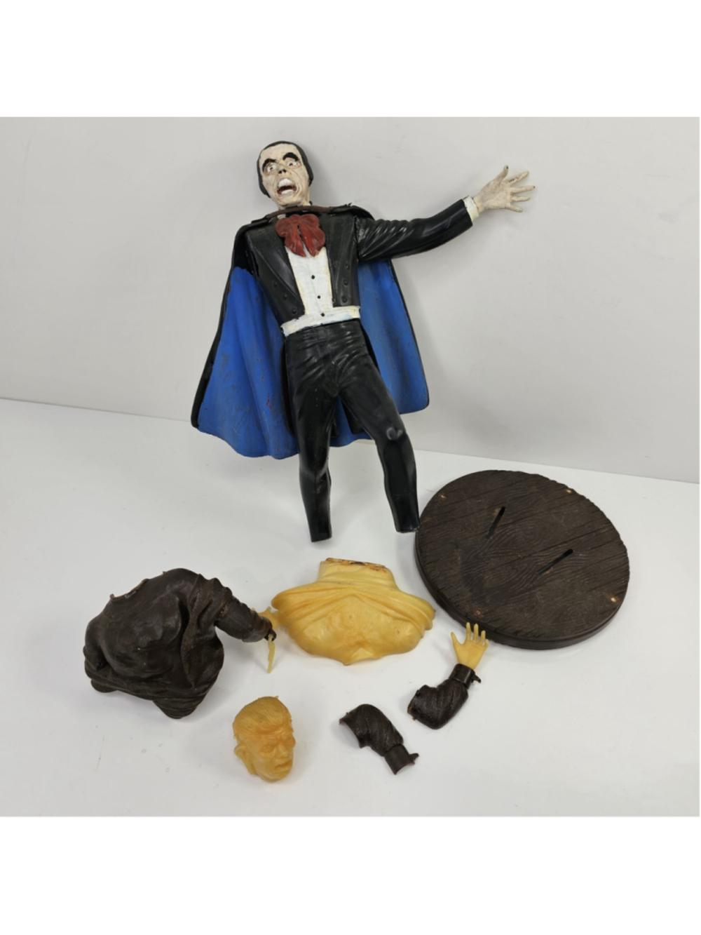 1960s Aurora Monster Model Parts Dracula Frankenstein Incomplete Repair Lot